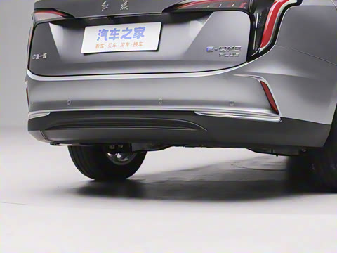 2025�� 610km PLUS