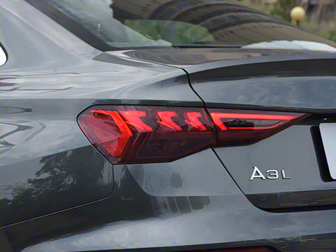 2024�� A3L Limousine 35 TFSI �����˶���