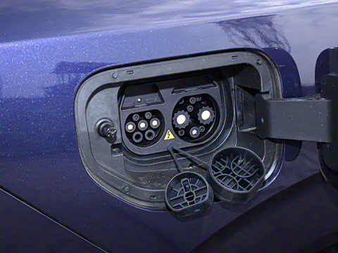 2025�� 210Ultra���̰� 5��