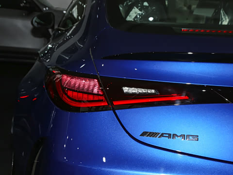 2024�� AMG CLE 53 4MATIC+ ���ܳ�