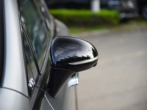 2023�� AMG EQS 53 4MATIC+