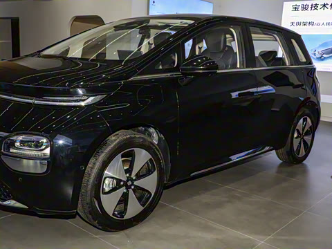 2023�� 460 Pro ��Ϭ��