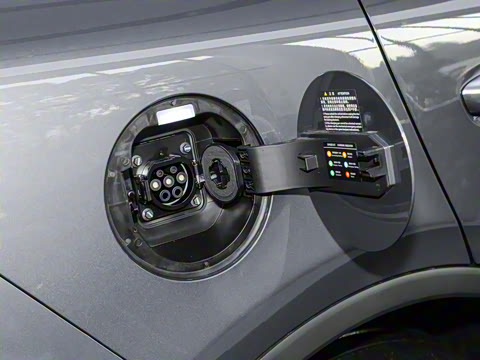 2024�� EV ��ҫ�� 730KM ������