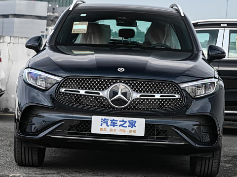 2025�� GLC 300 L 4MATIC ������ 5��