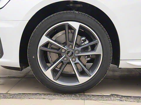 2025�� 200���������� 40 TFSI ʱ�ж�����