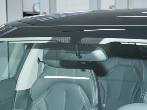 2025�� 555���˰�