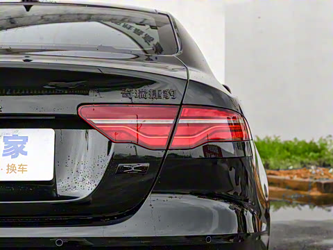 2025�� 2.0T 250PS R-DYNAMIC 90�����ذ�