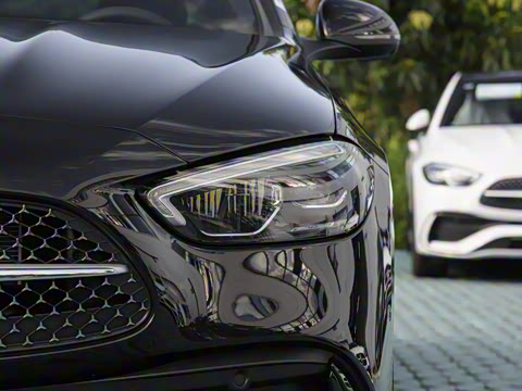 2025�� C 260 L �˶���