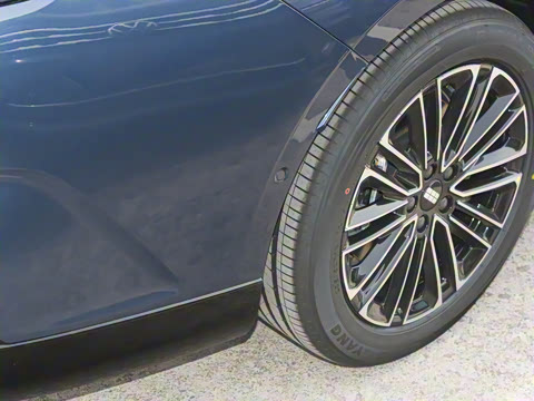 2025�� 130km EM-i ����