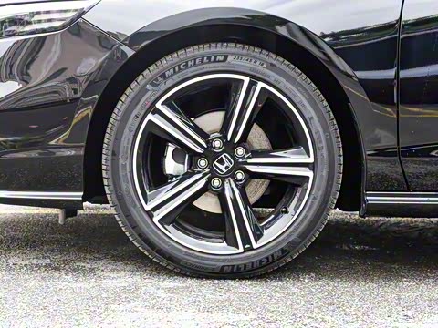 2024�� 260TURBO ���ݰ�