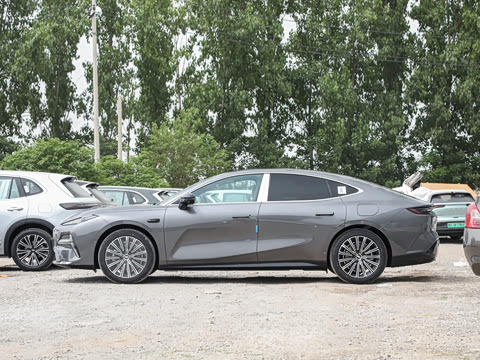 2025�� 130km EM-i �콢��