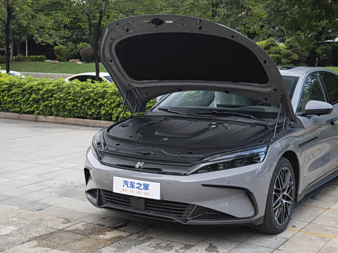 2025�� EV 605KM�����