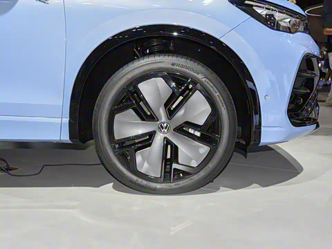 2025�� PRO 380TSI ���� R-Line �����