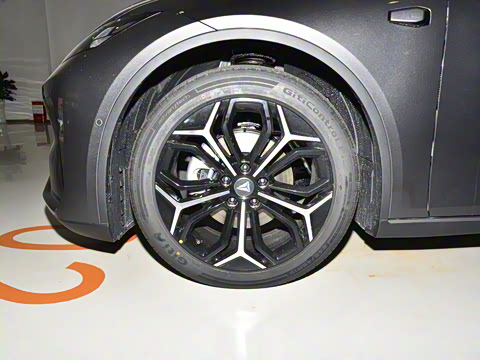 2024�� 300Max���̰�