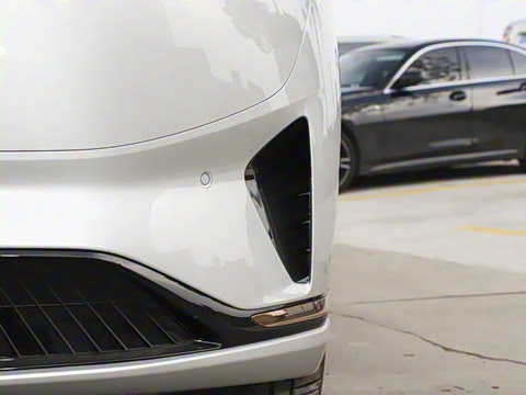 2025�� 636Ultra����� 5��