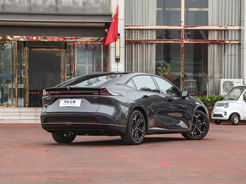 2024�� 230Max���̰�