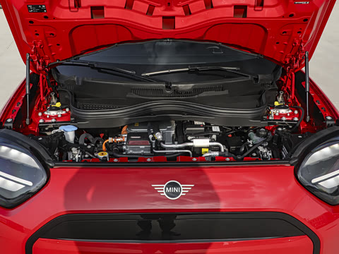 2024�� E ������