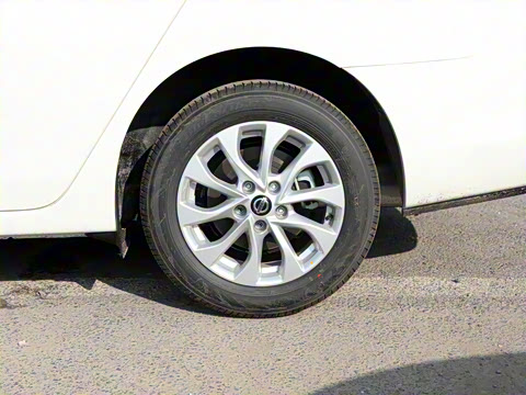 2024�� �Ŀ� ���� 1.6XE CVT���ʰ�