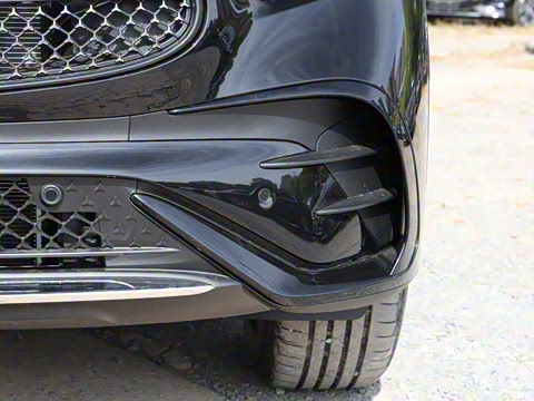 2025�� GLC 300 L 4MATIC ������ 5��