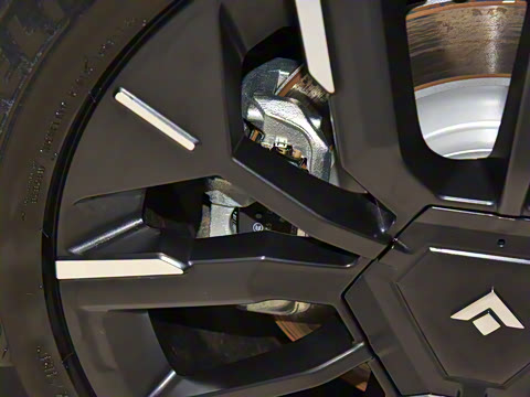 2025�� 825 Max��