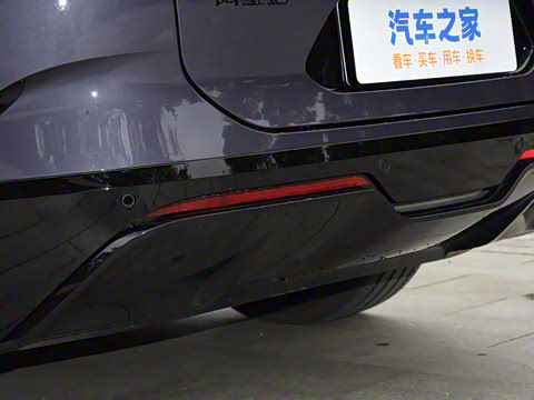 2025�� Ultra���̰�