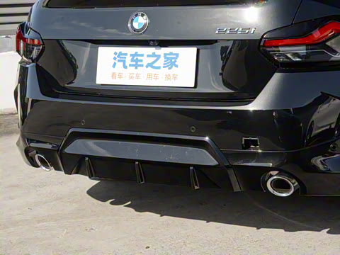 2025�� 225i M�˶���ҹ��װ