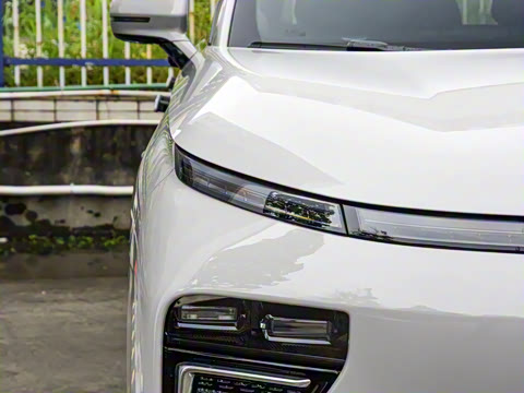 2025�� ���� 240 Pro�������ٸ�����ʻ