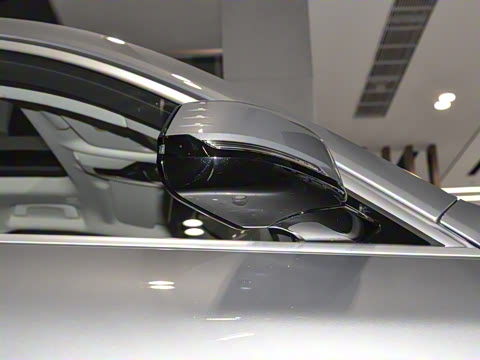 2024�� sDrive25i M�˶���װ