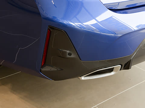 2024�� 325i M�˶���װ