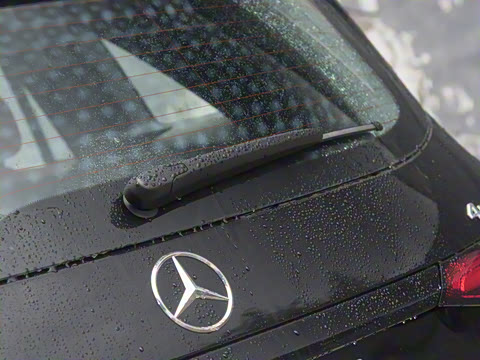 2025�� GLC 260 L 4MATIC ������