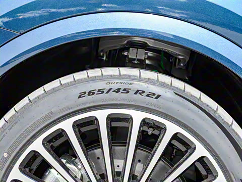 2025�� ���� Ultra�� 53.4kWh 5����