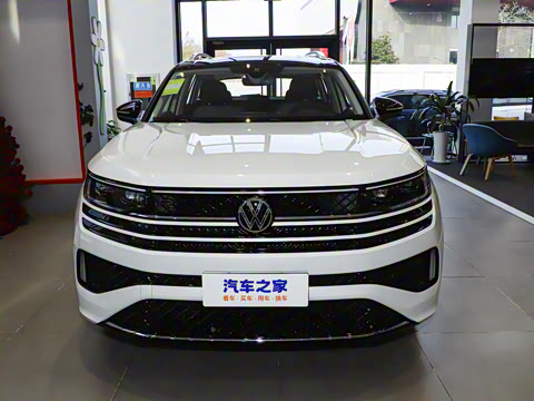 2024�� �Ŀ� 380TSI ����R-LineѲ�� ������