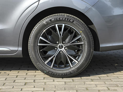 2023�� 400TGI ������