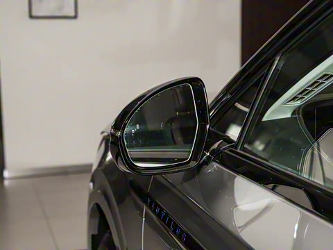 2025�� 2.0T ������춯��