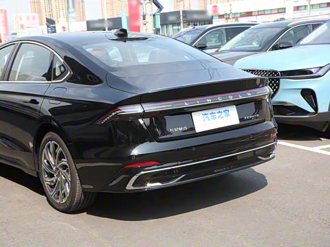 2025�� 2.0T ���ݰ�