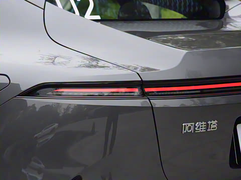 2025�� Ultra ���̰�