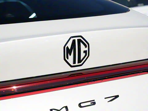 2025�� 1.5T 300 DCT���Ű�