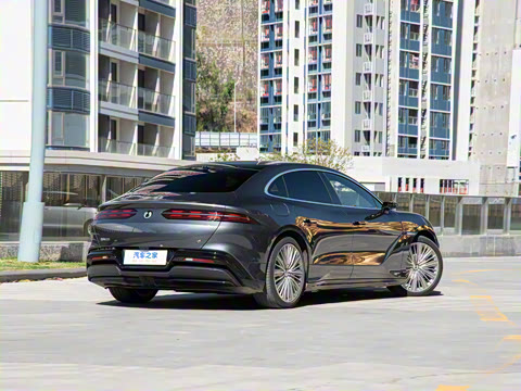 2024�� 1100km ����Ultra��