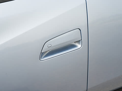 2025�� �Ǽݰ� 305km ���ɰ�