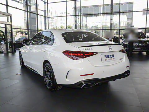 2025�� C 260 L �ҹ�˶���