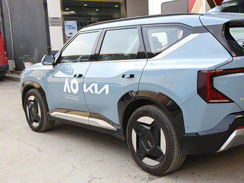 2025�� 630 Wave AWD