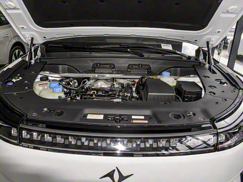 2025�� 210Max���Ȱ� 5��