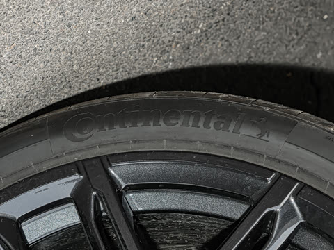 2025�� RS Q8 4.0T performance