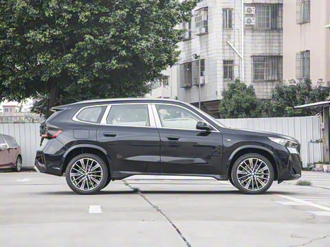 2024�� xDrive25Li M�˶���װ