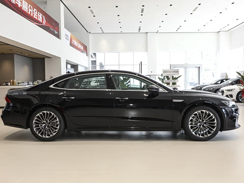 2025�� 45 TFSI ������