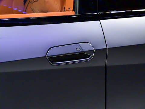 2025�� M900 ������