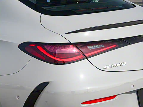 2024�� AMG CLE 53 4MATIC+ ���ܳ�