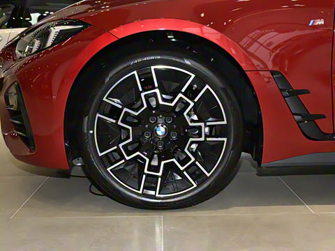 2024�� 430i Gran Coupe M�˶���ҹ��װ