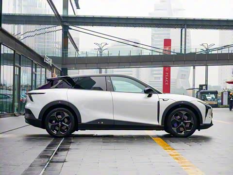 2025�� ���¿� Max ���ܰ�