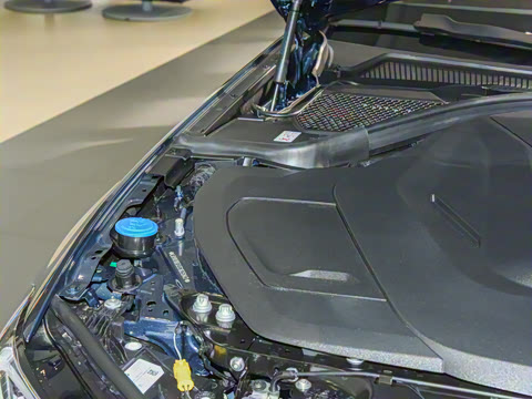 2025�� eDrive 35 L